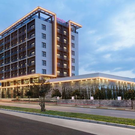 Ramada By Wyndham Tire Hotel Buitenkant foto