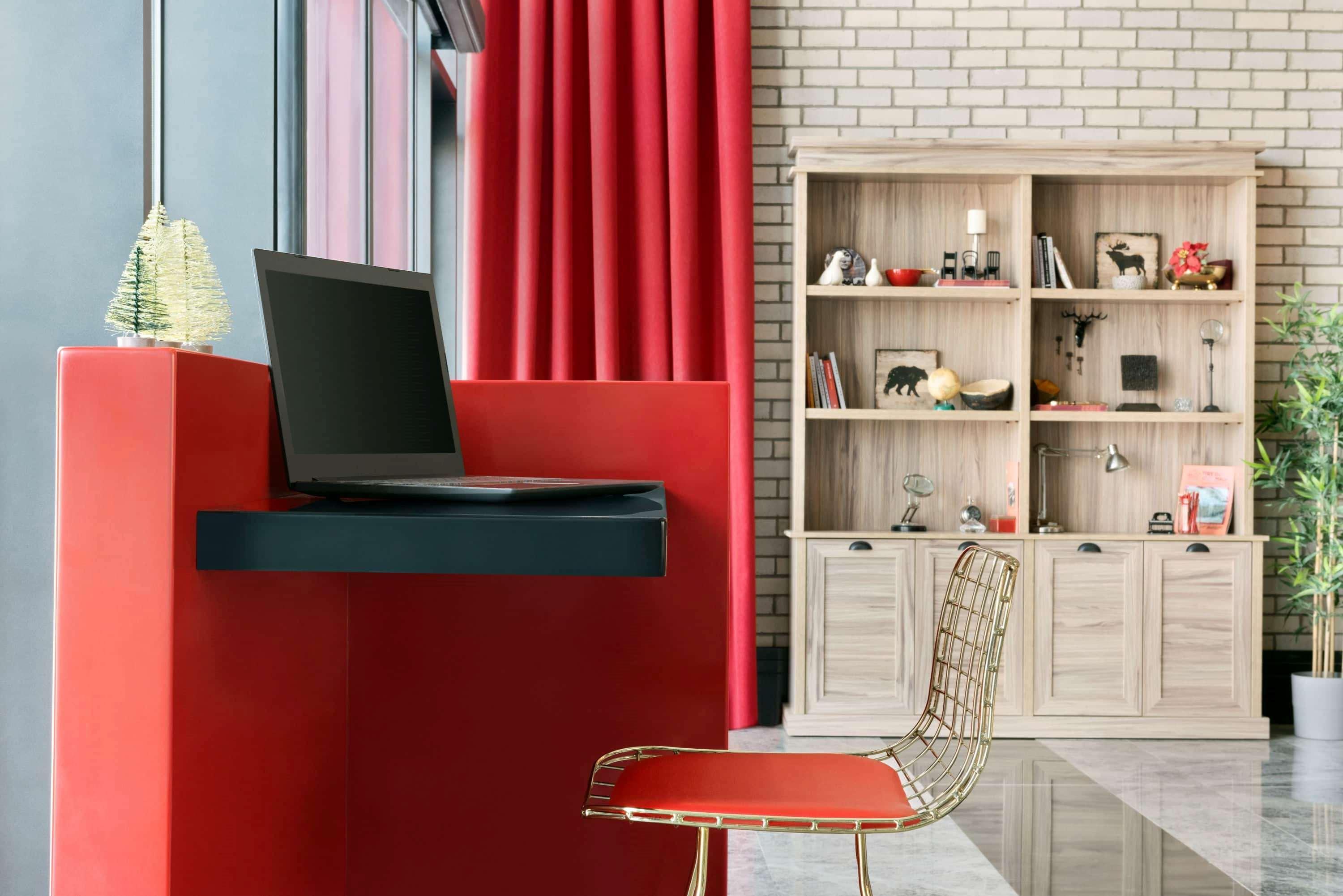 Ramada By Wyndham Tire Hotel Buitenkant foto