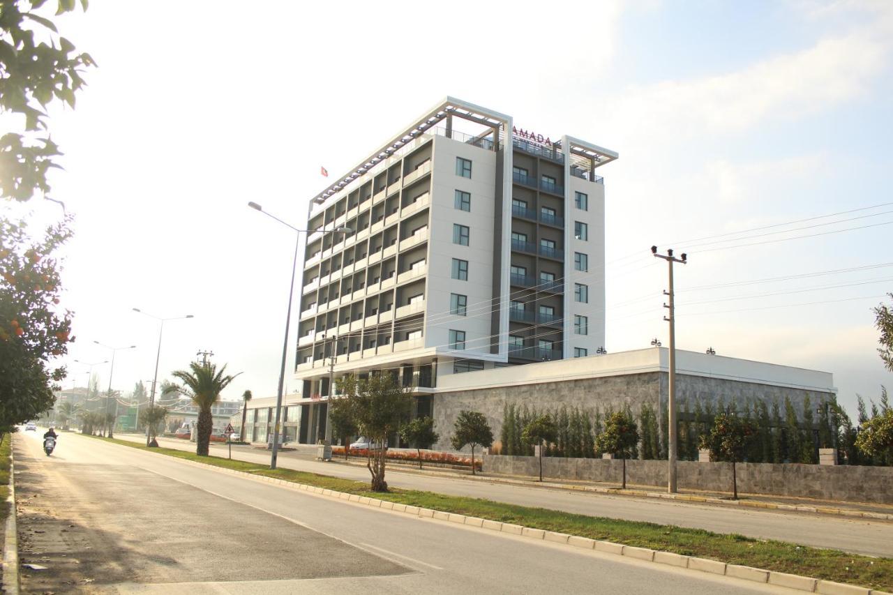 Ramada By Wyndham Tire Hotel Buitenkant foto